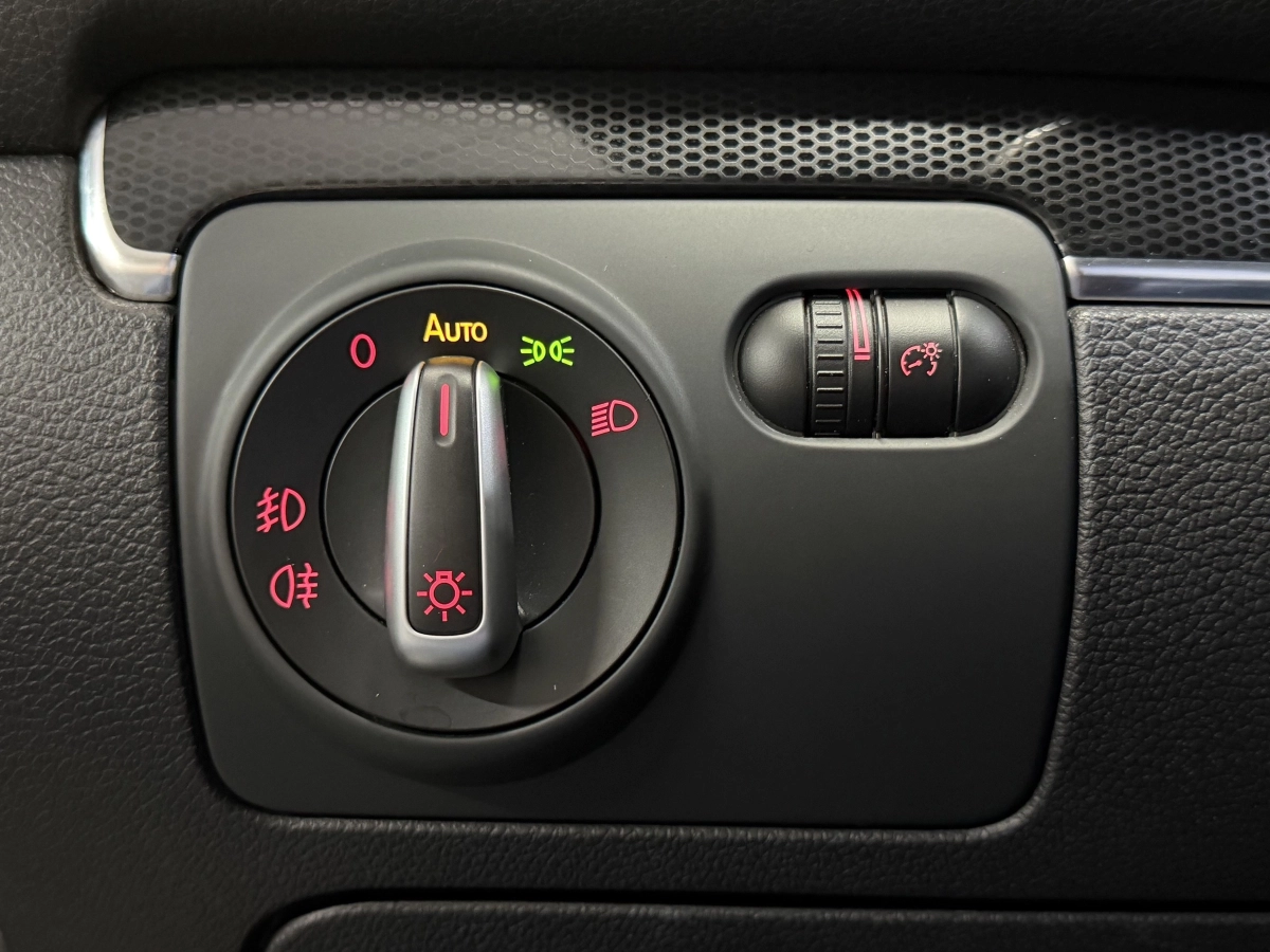 Volkswagen Golf - photo 17