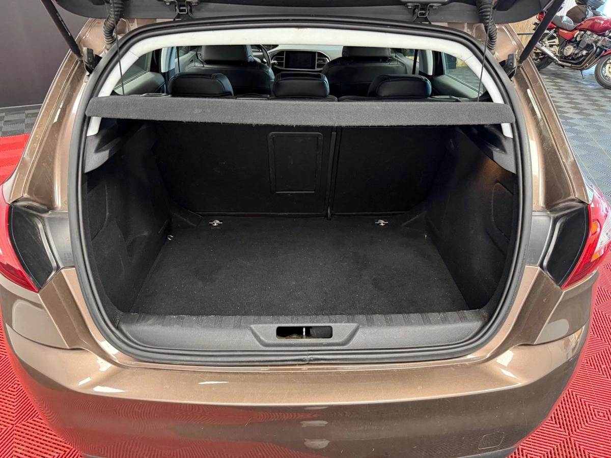 Aperçu indisponible de Peugeot 308