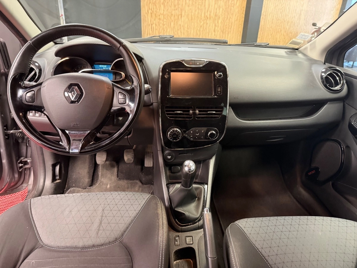Renault Clio - photo 7