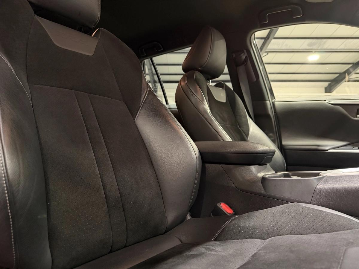 TOYOTA RAV4 Hybride 2WD 218ch Black Edition