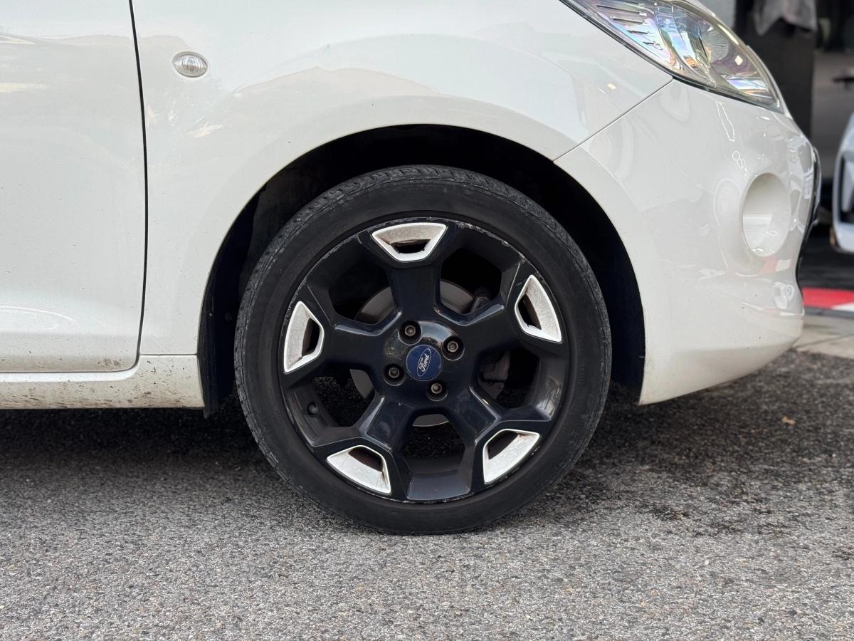 Aperçu indisponible de Ford Ka