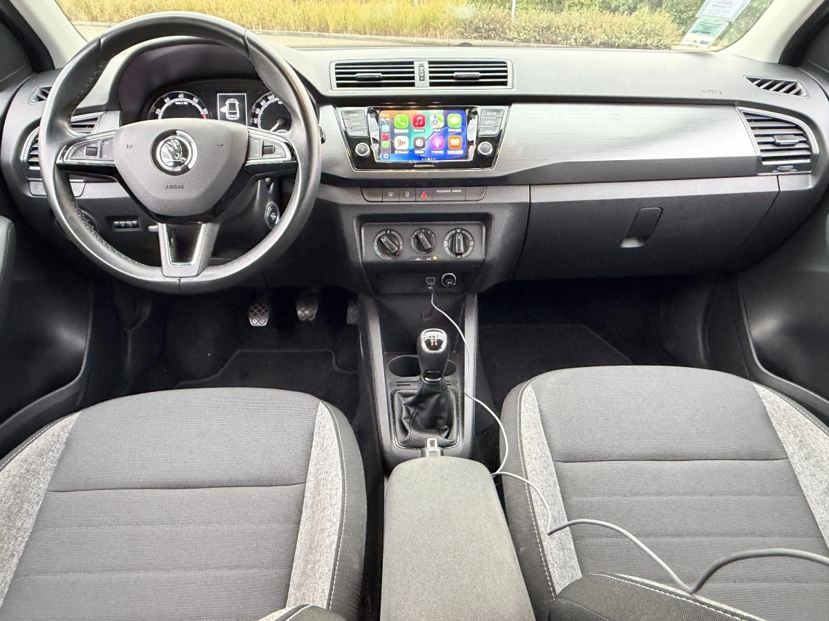 Skoda Fabia - photo 10