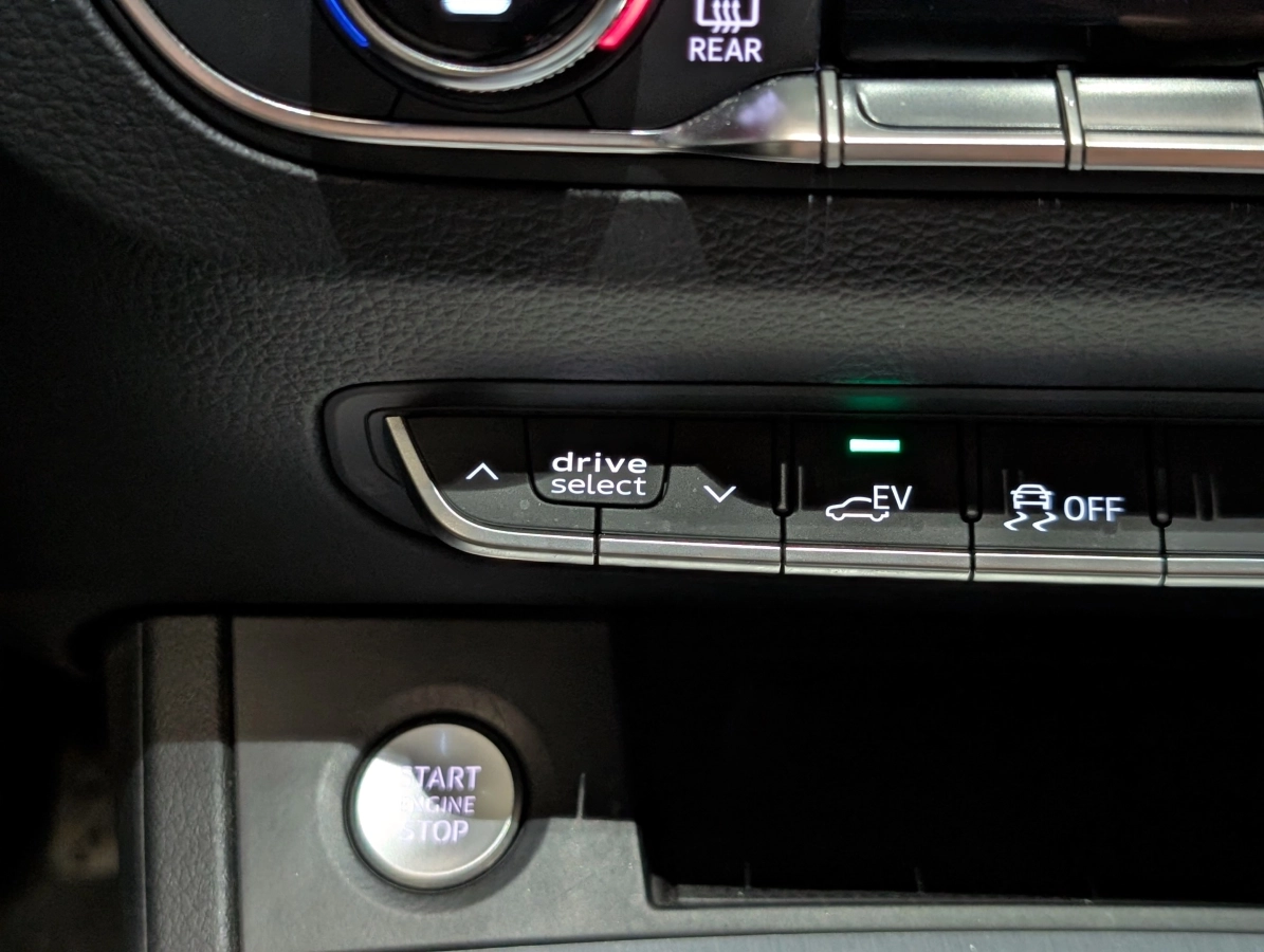 Audi Q5 - photo 27