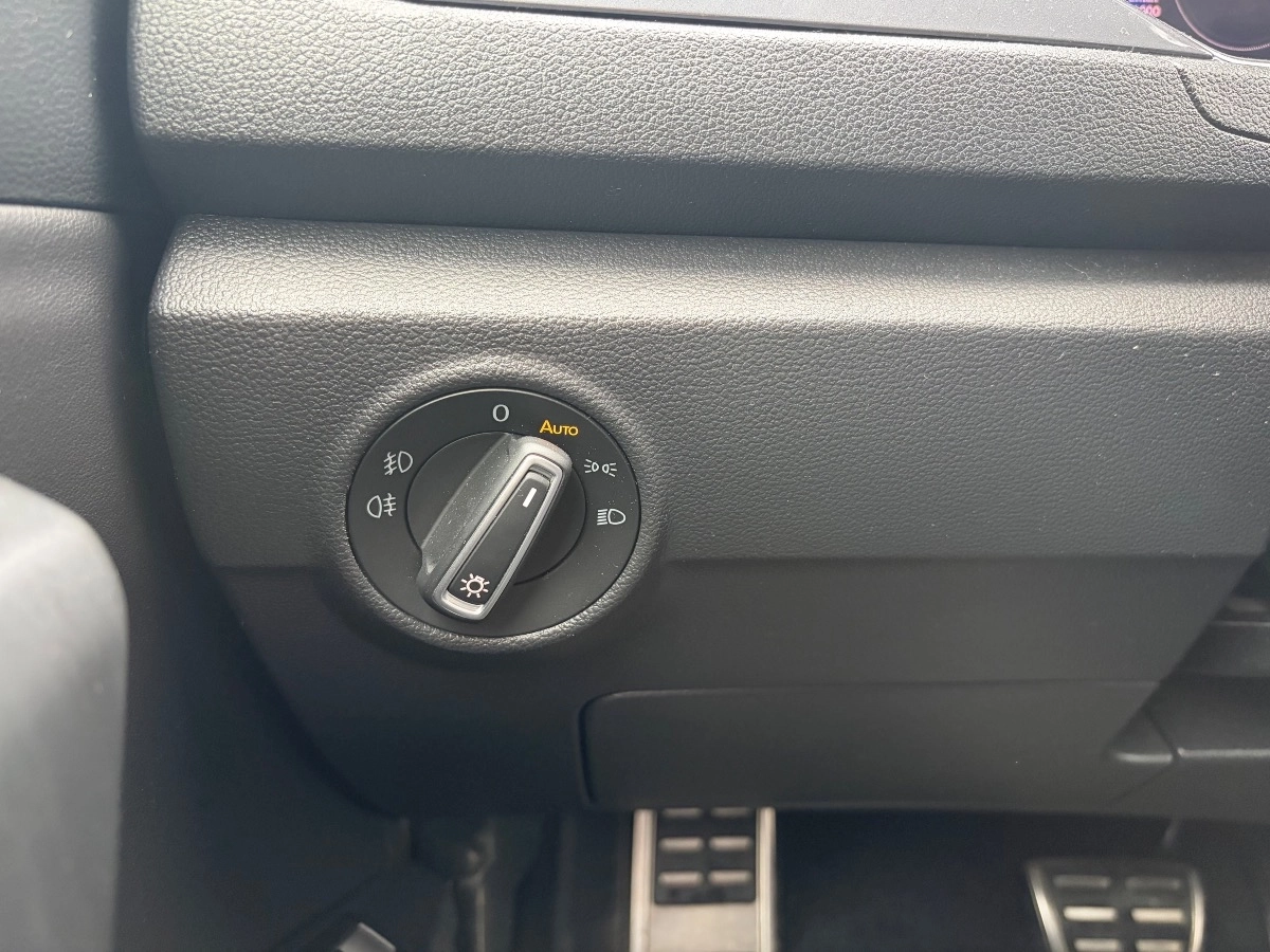 Volkswagen T-roc - photo 20