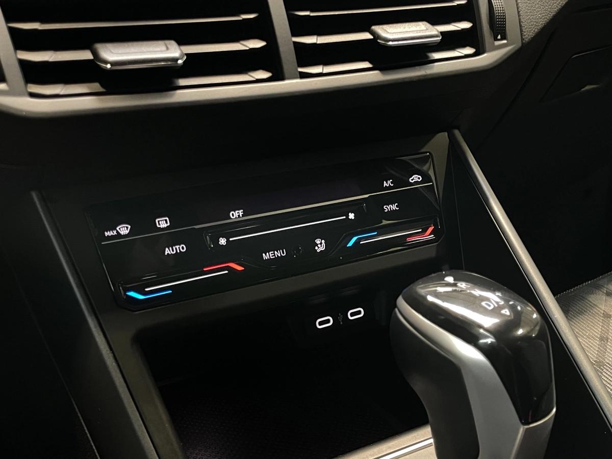 Volkswagen Taigo 1.0 TSI 115 R-LINE DSG BVA