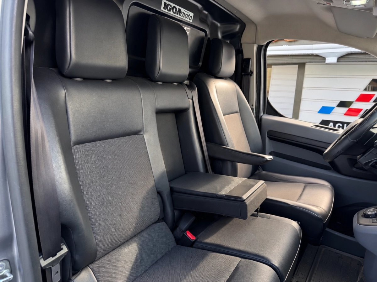 Peugeot Expert Vu - photo 12