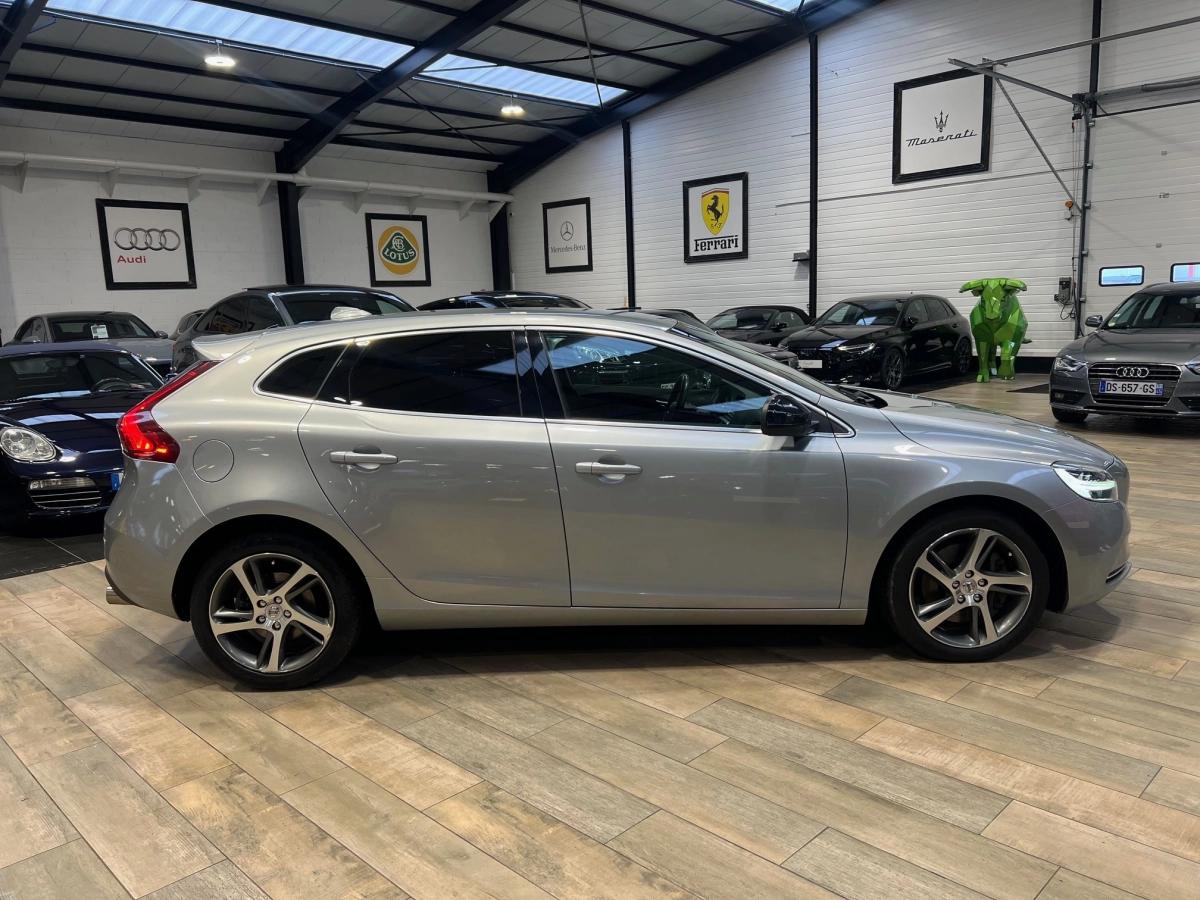 Volvo V40 II (2) 2.0 D4 190 INSCRIPTION BVM6