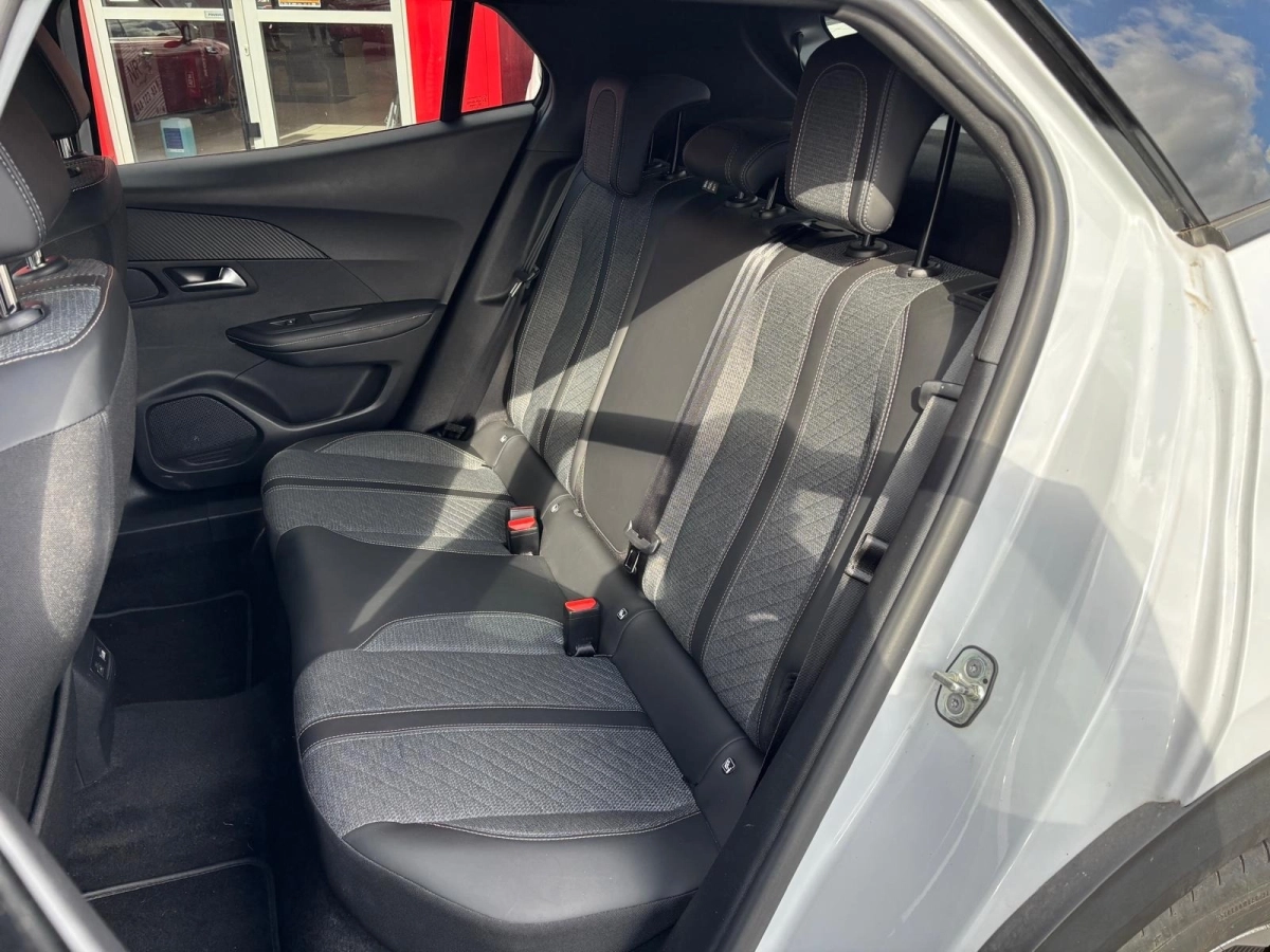 Peugeot 2008 - photo 9