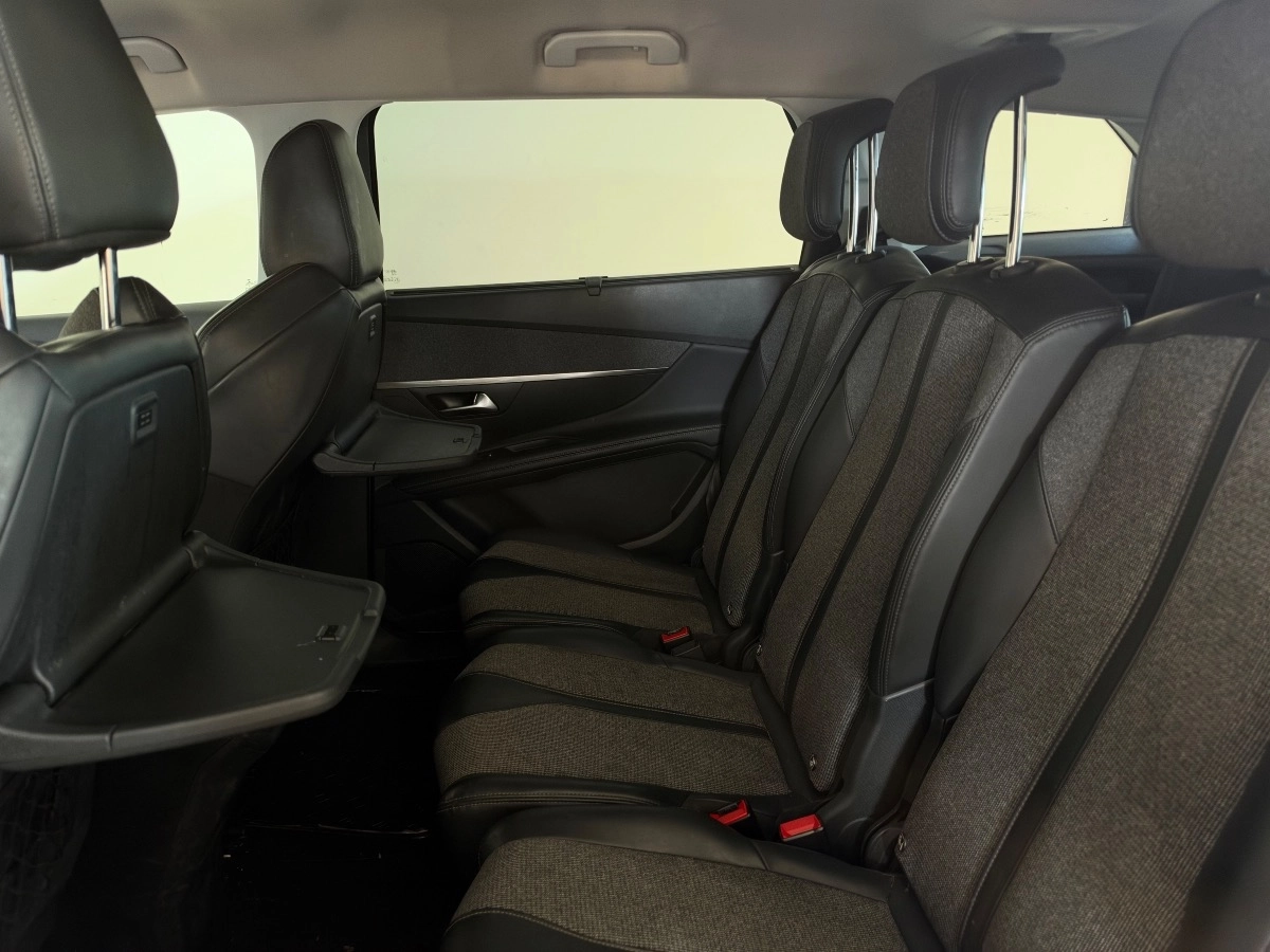 Peugeot 5008 - photo 23