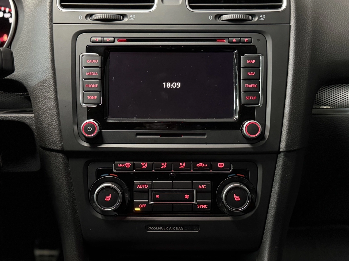 Volkswagen Golf - photo 19