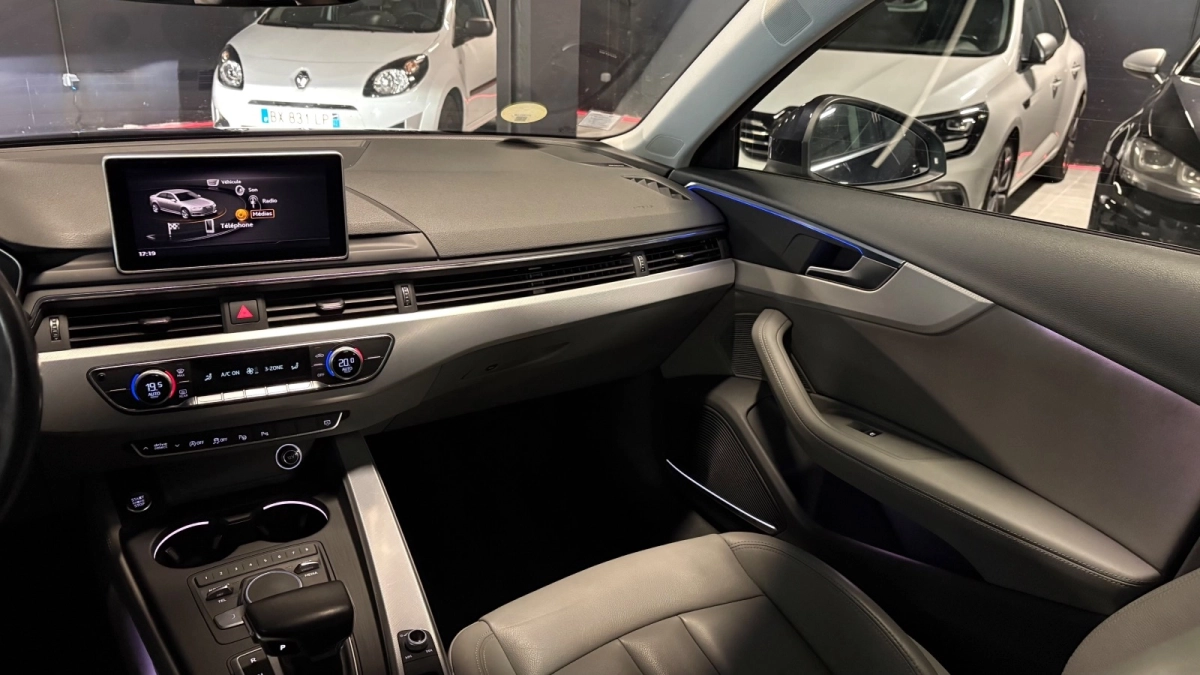 Audi A4 - photo 24