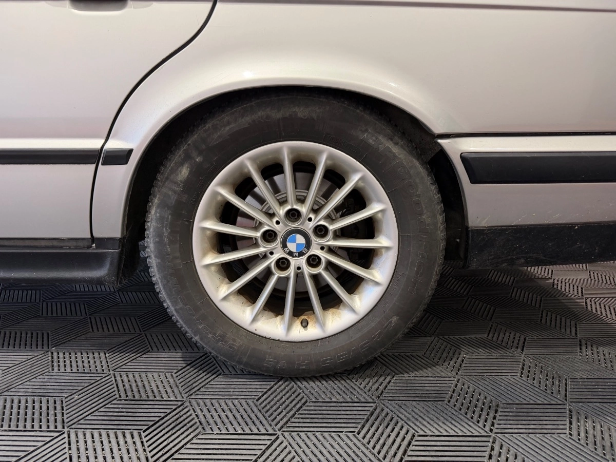 Bmw Serie 5 - photo 10