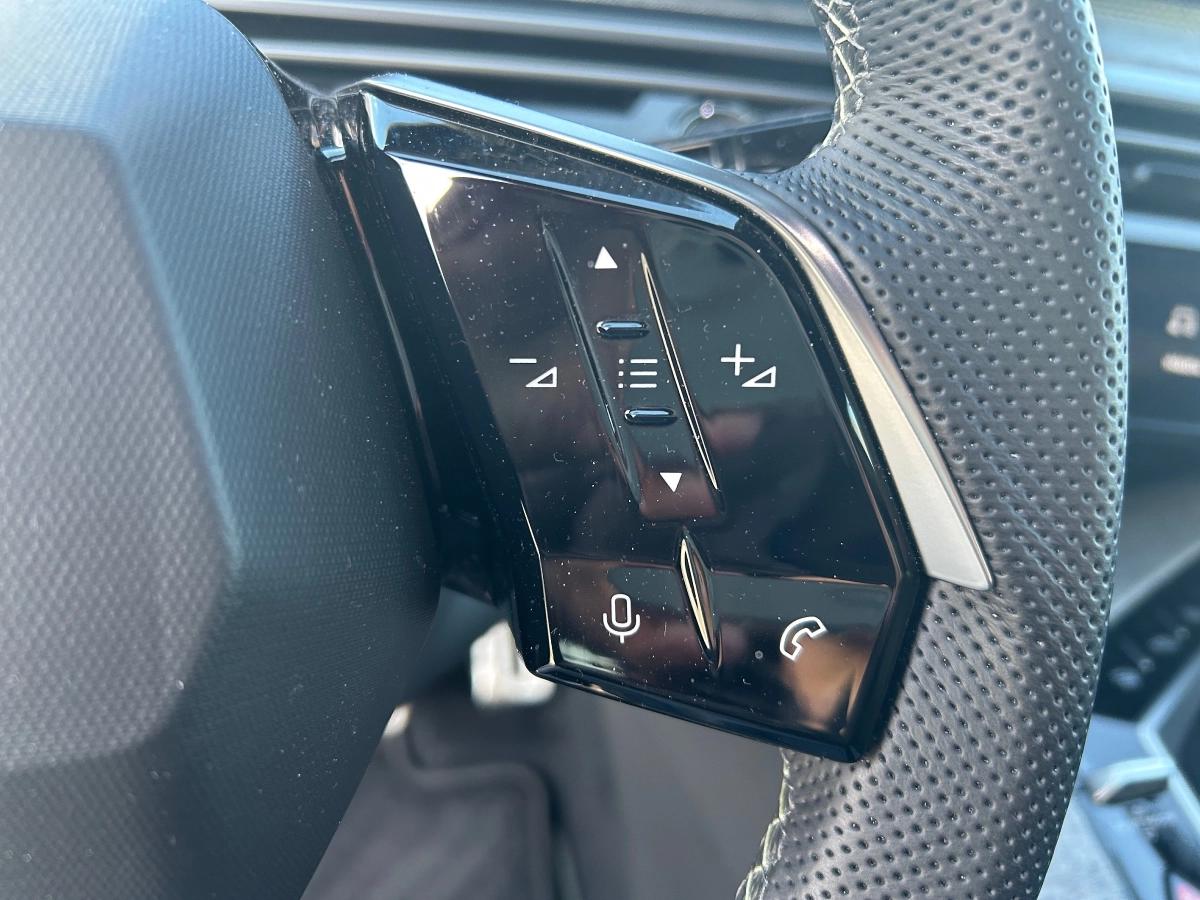 Peugeot 3008 136ch MHEV HYBRID E-DCS6 GT