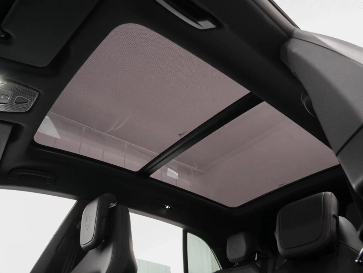 Porsche Cayenne Electrique 442ch 633km WLTP Toit Ouvrant/Attelage/Sport Sound/21“/Sièges 14/Volant Surfaces et Siège