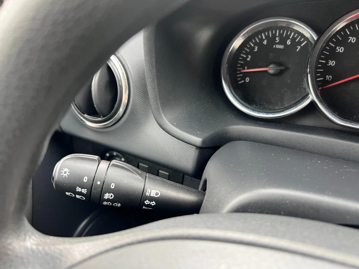 Dacia Sandero 1.2 75 AMBIANCE