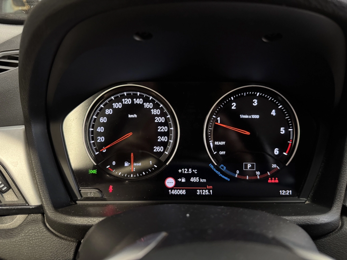Bmw X1 - photo 8