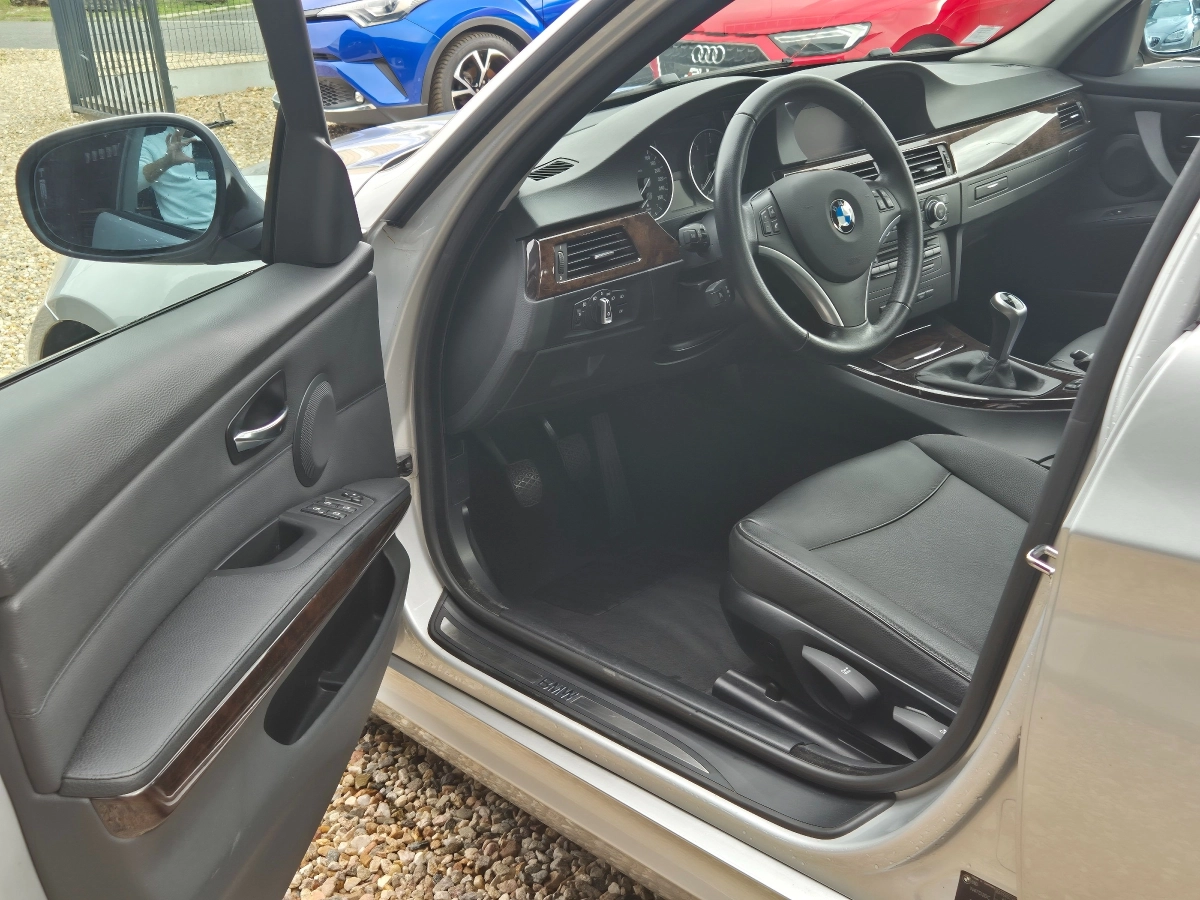 Bmw Serie 3 - photo 11