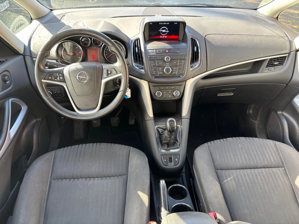 Opel Zafira - photo 8