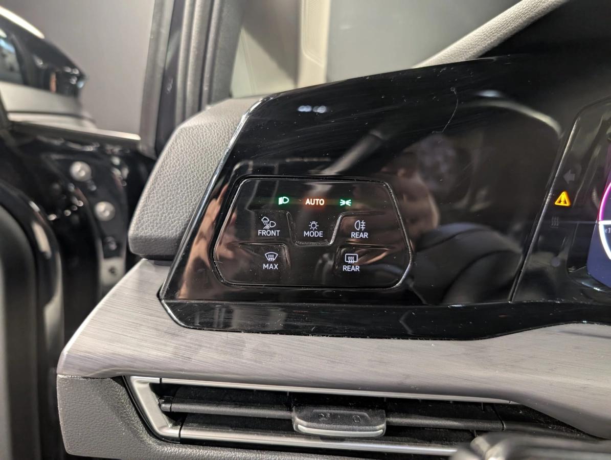 Aperçu indisponible de Volkswagen Golf