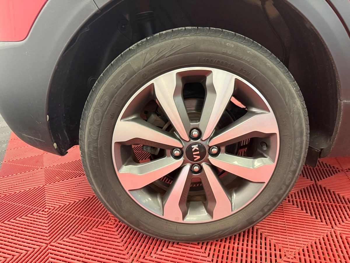 Kia Stonic - photo 27