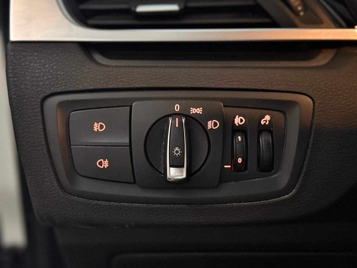 Bmw X1 - photo 18