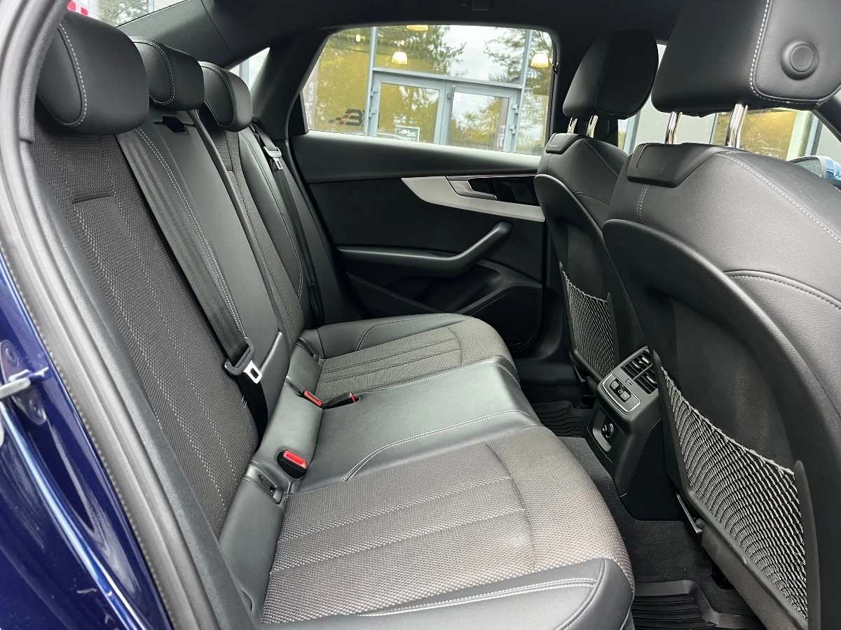 Audi A4 - photo 20