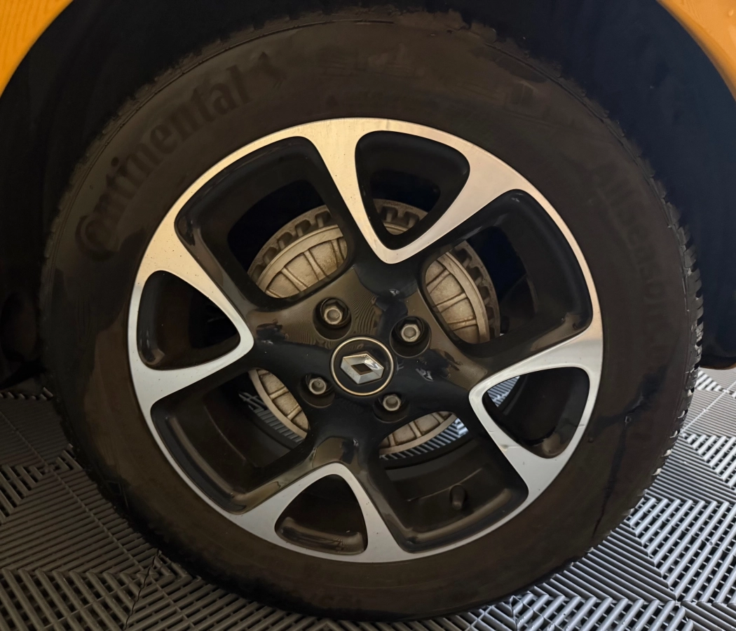 Renault Twingo - photo 21