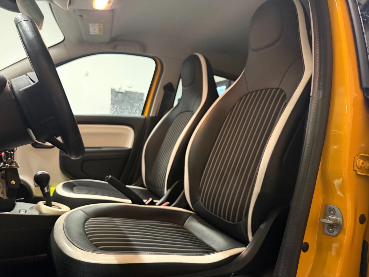 Renault Twingo - photo 7