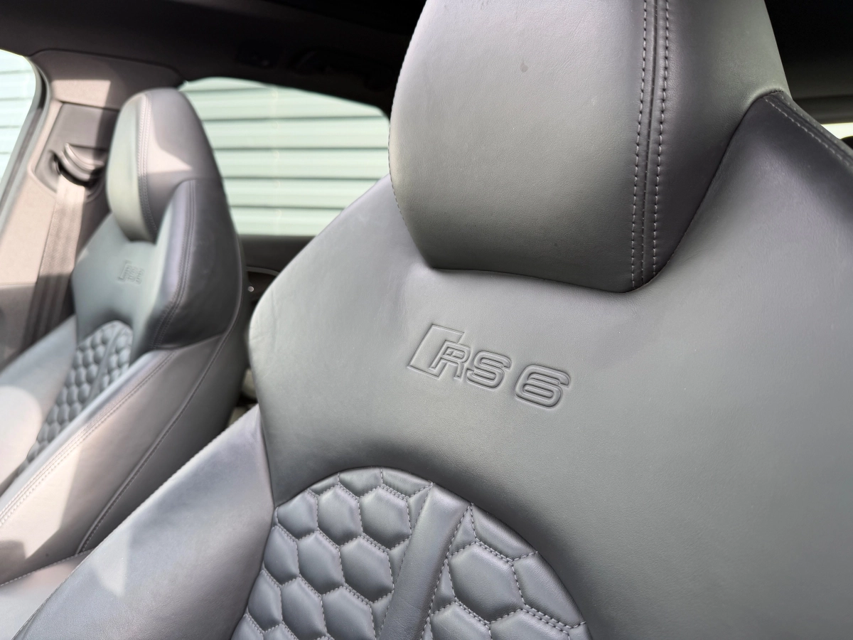Audi Rs6 - photo 15