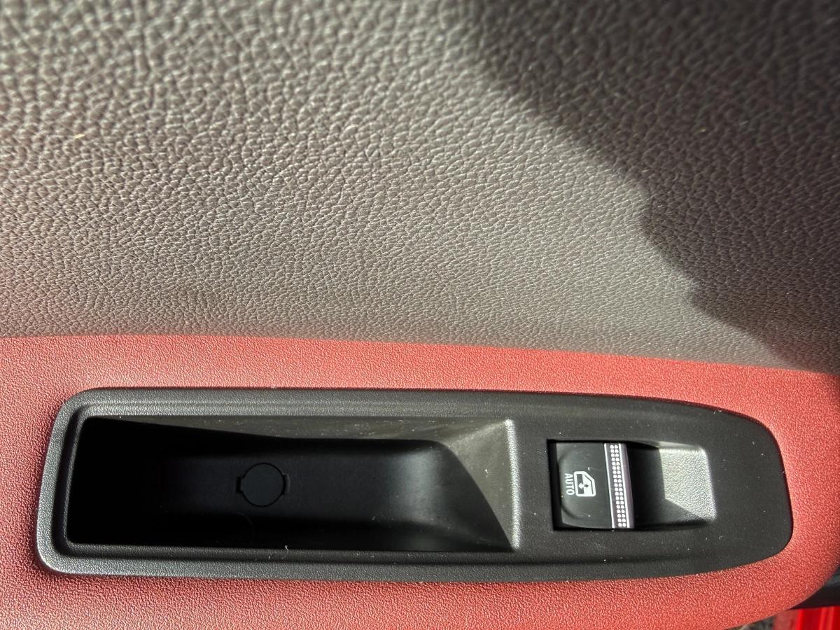 Aperçu indisponible de RENAULT Clio