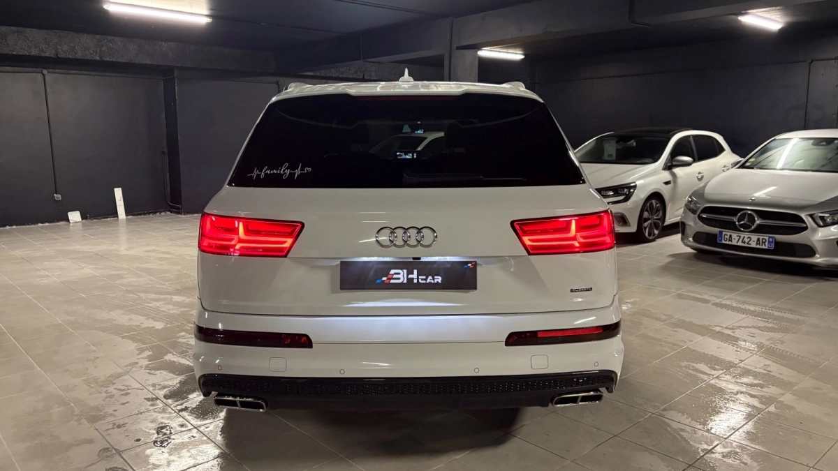 Audi Q7 - photo 4