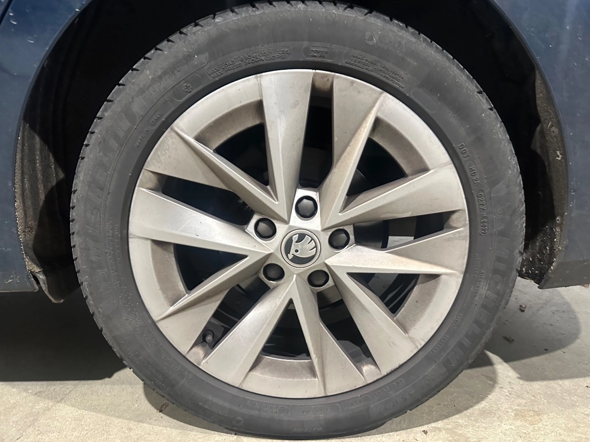Skoda Octavia - photo 8