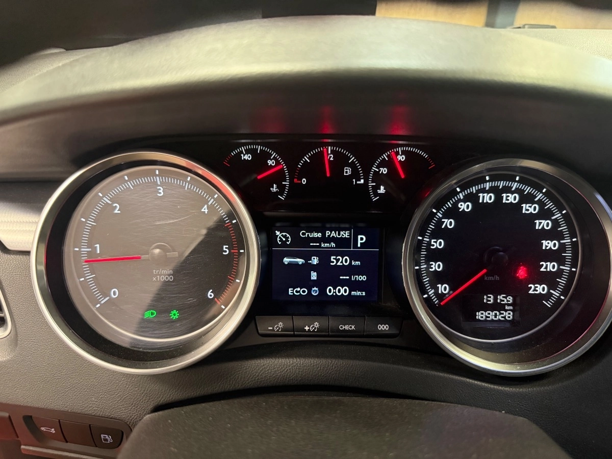 Peugeot 508 - photo 22