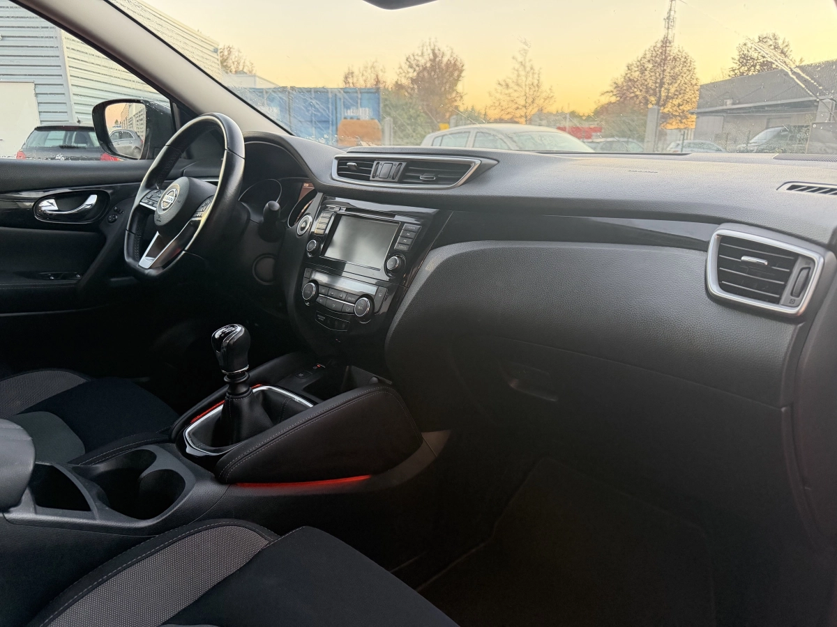 Nissan Qashqai - photo 8