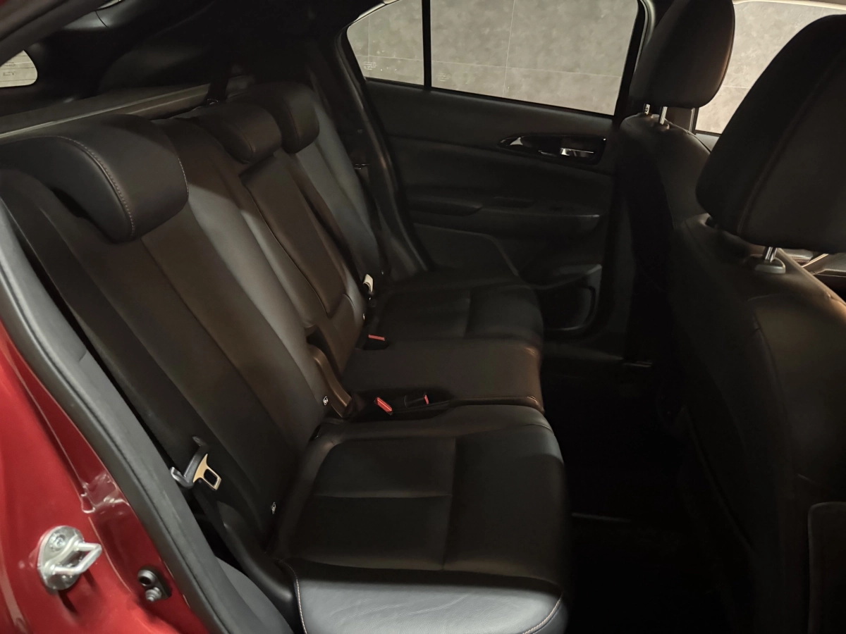 Mitsubishi Eclipse Cross - photo 15