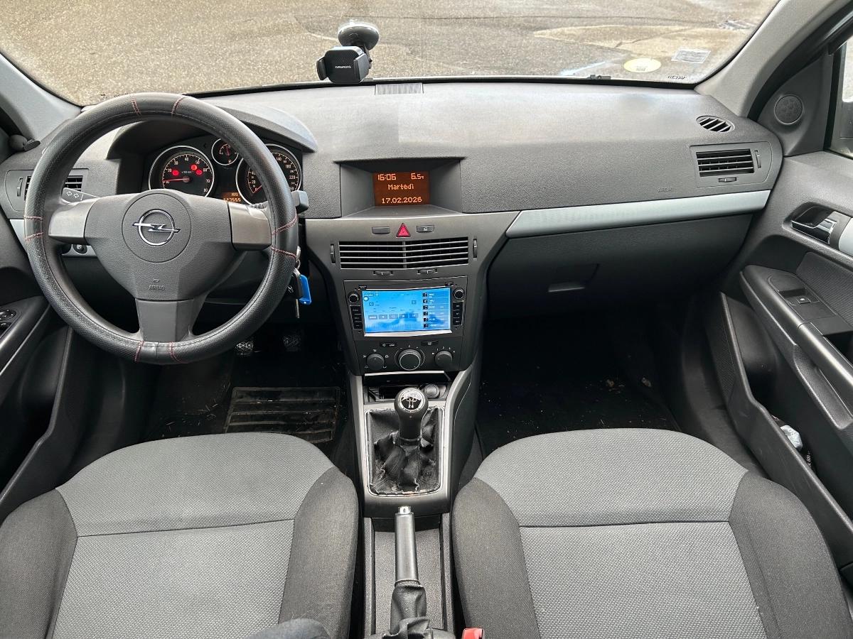 Opel Astra 1.6 TWINPORT 105 ELEGANCE