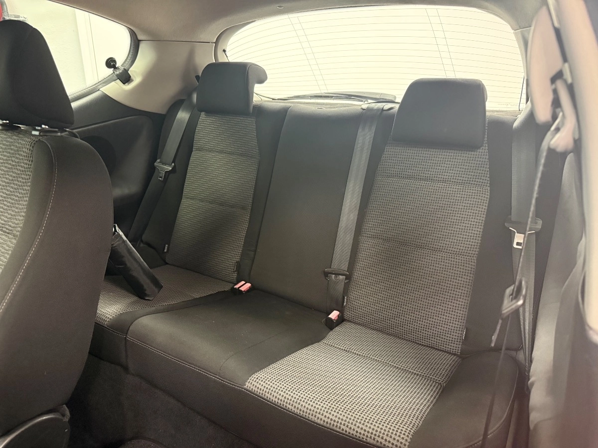 Peugeot 207 - photo 12