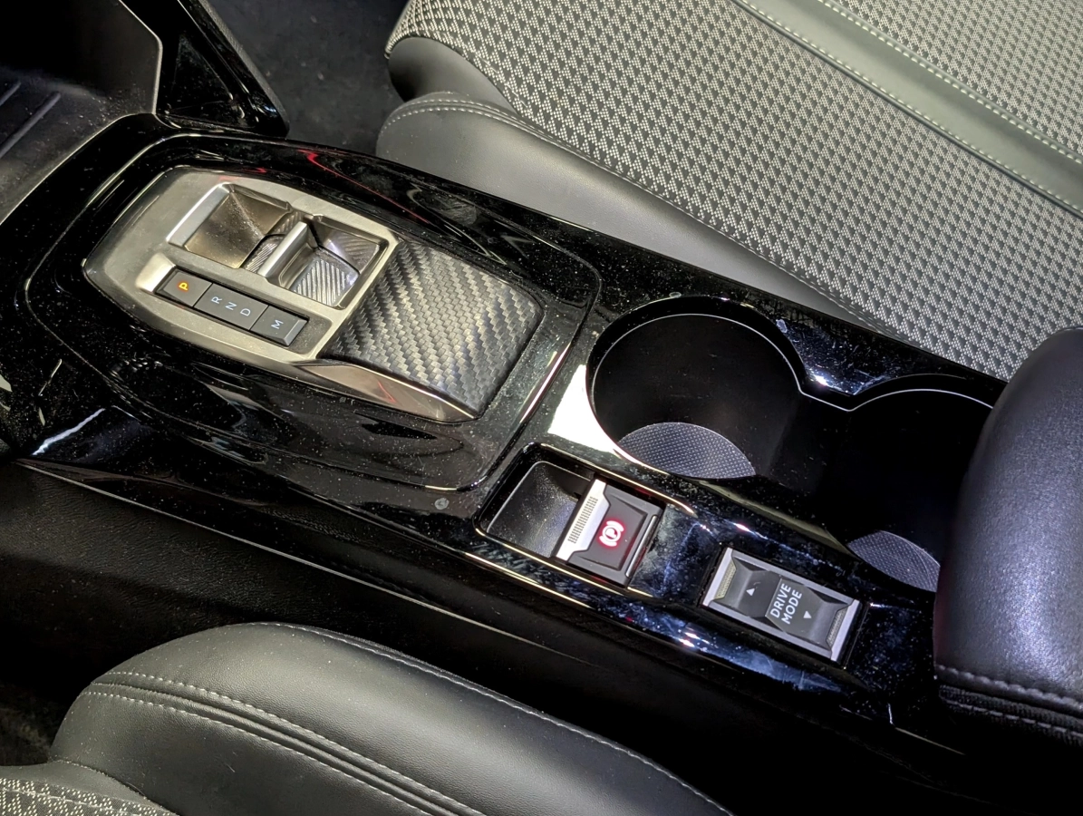 Peugeot 208 - photo 16