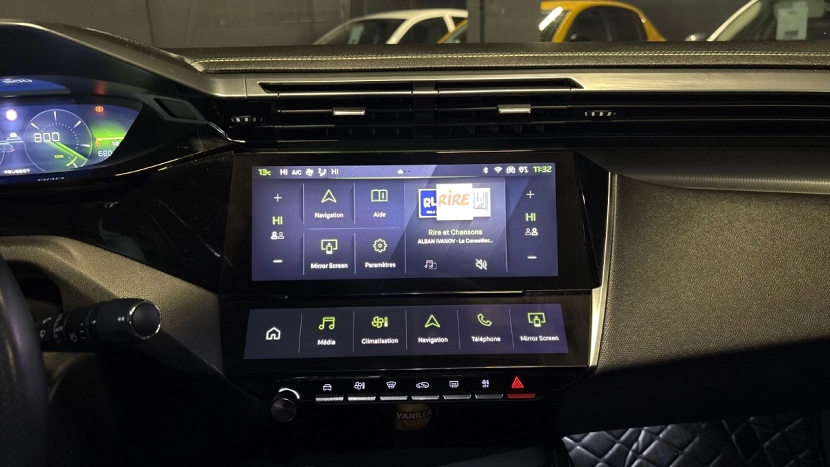 Peugeot 408 - photo 24