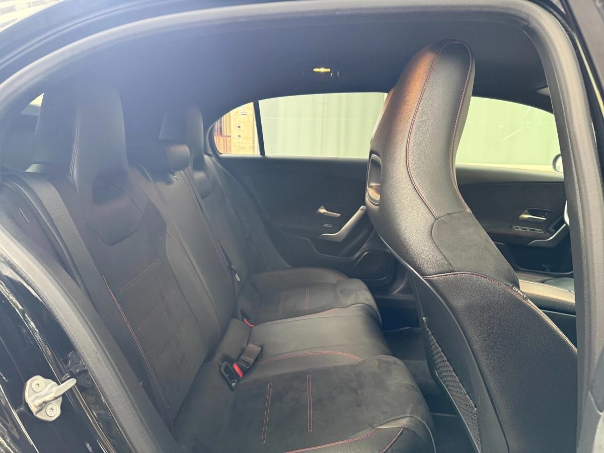 Mercedes Classe A 1.3 180 D 135 AMG LINE 7G-DCT BVA