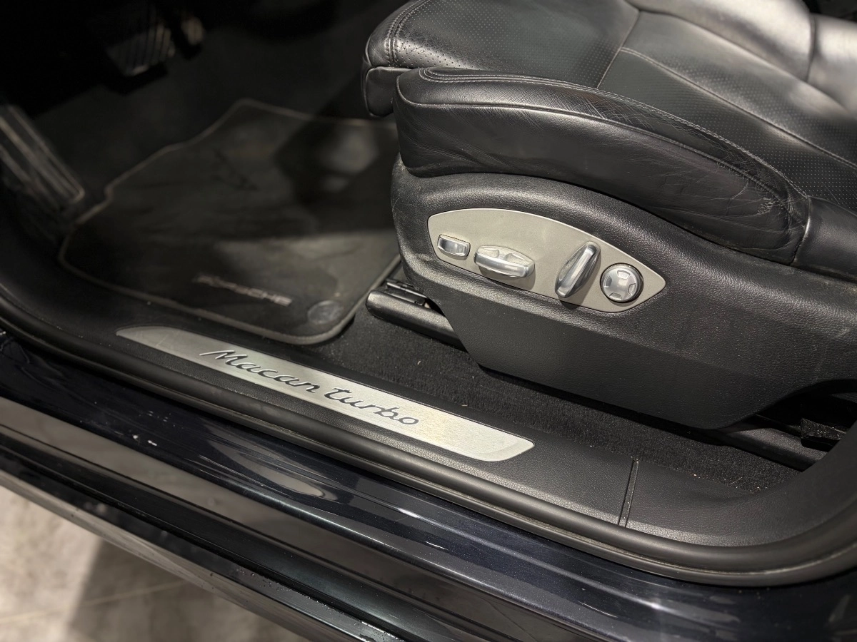 Porsche Macan - photo 25