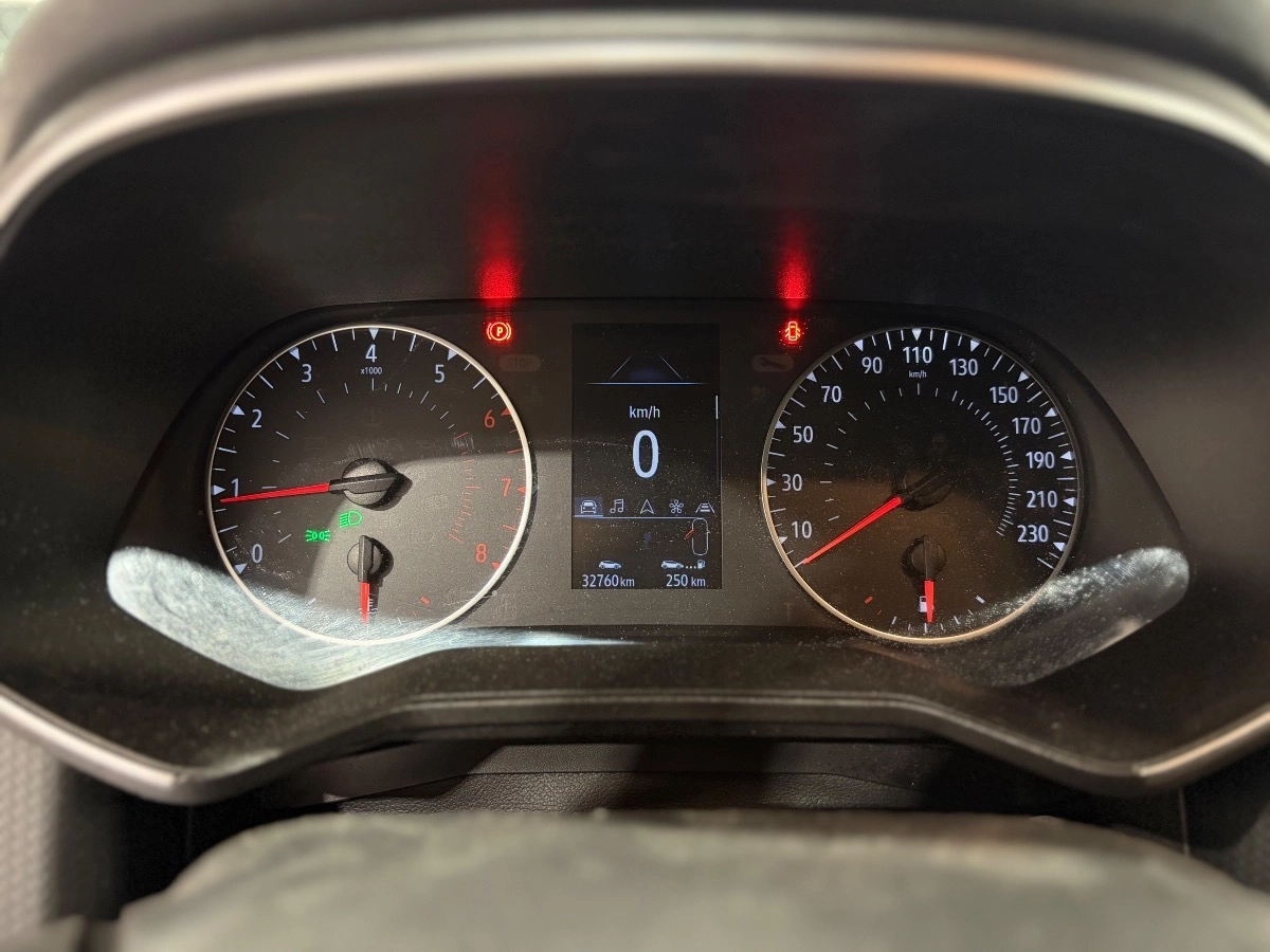 Renault Clio - photo 23