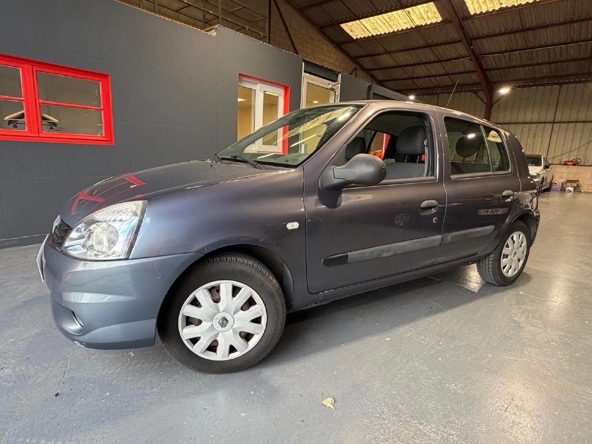 RENAULT Clio