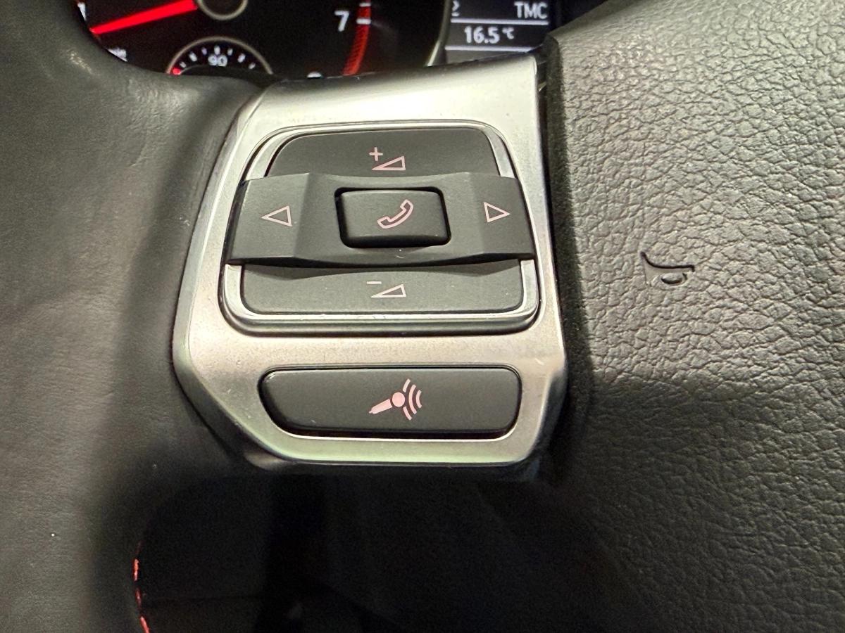 Volkswagen Golf CABRIOLET 2.0 TSI 210 GTI DSG BVA