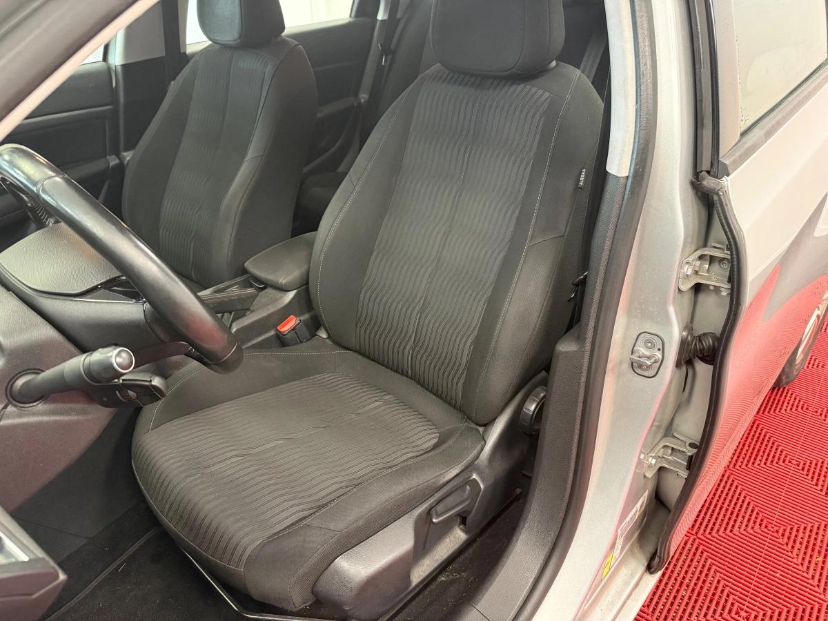 Aperçu indisponible de Peugeot 308