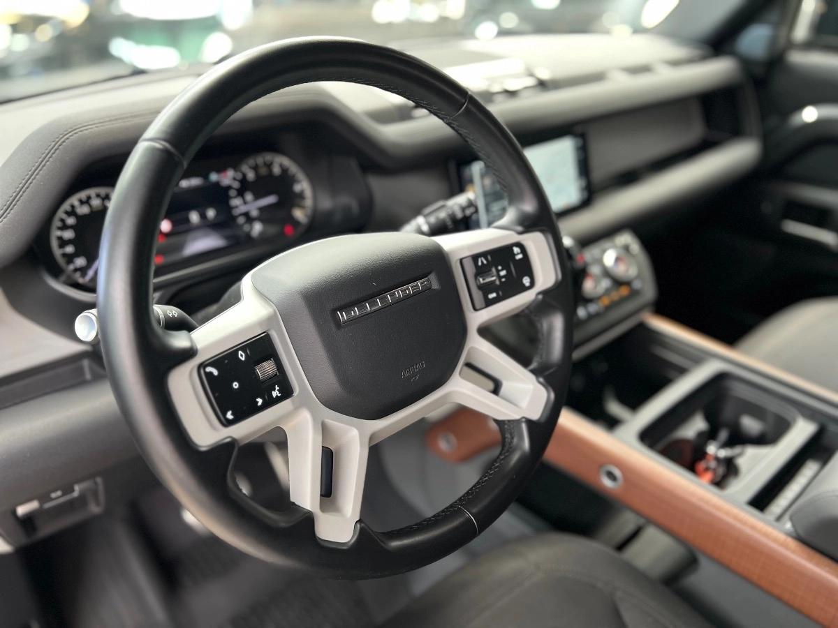 Land Rover Defender HARDTOP 90 3.0 D200 MHEV BVA8 4WD X-DYNAMIC /ATTELAGE/CARPLAY/CAM360/