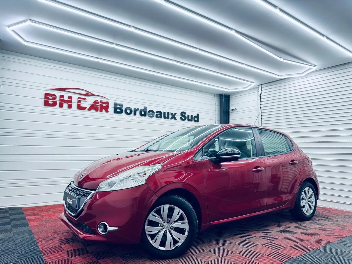 Image: Peugeot 208 GENERATION-I 1.0 VTI 70 ACCESS // KIT DISTRIBUTION NEUF - CLIMATISATION