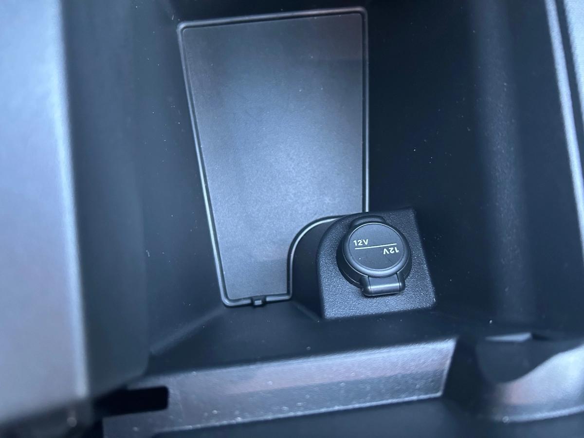 Peugeot 3008 136ch MHEV HYBRID E-DCS6 GT