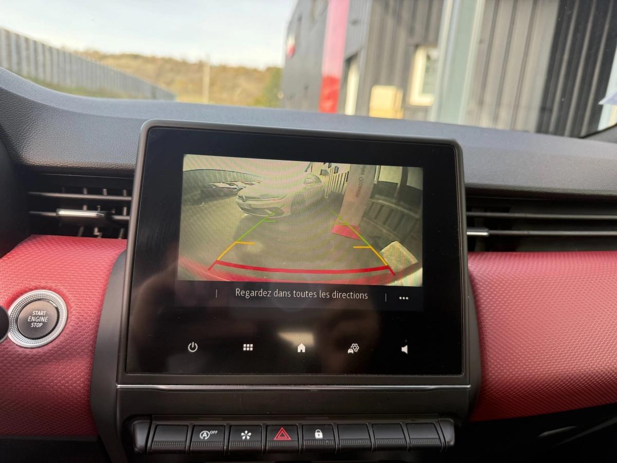 Aperçu indisponible de RENAULT Clio