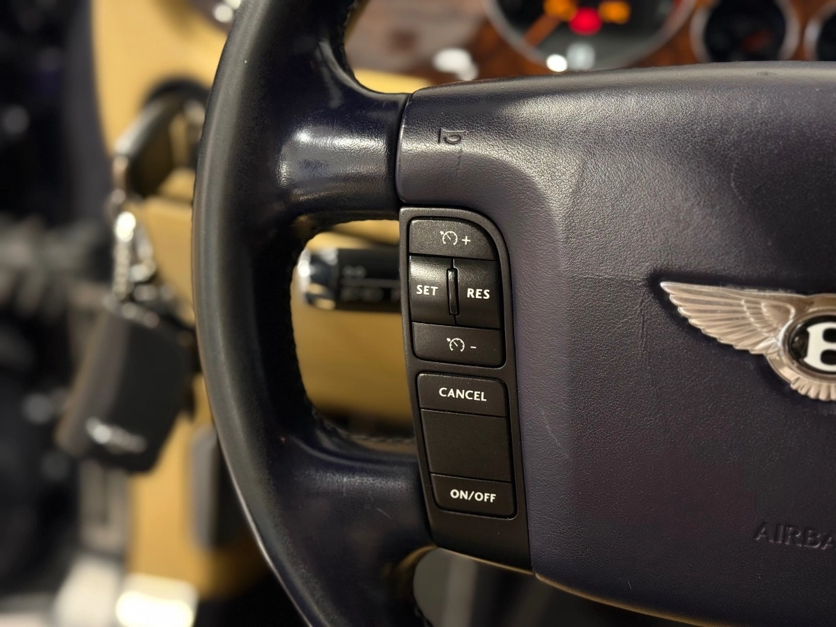 Bentley Continental - photo 17